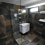 Bunec Hotel Piqeras