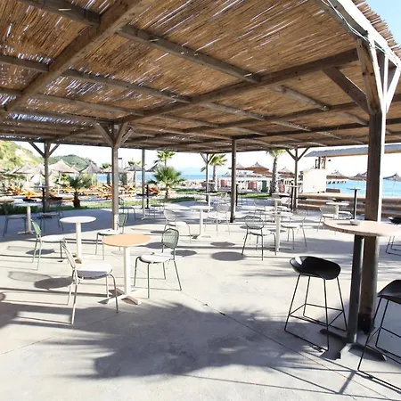 Bunec Hotel