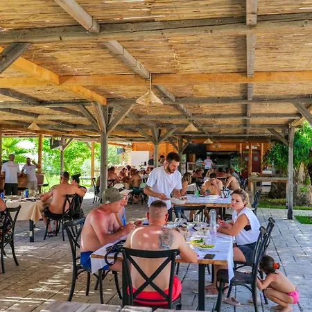 Bunec Hotel Piqeras